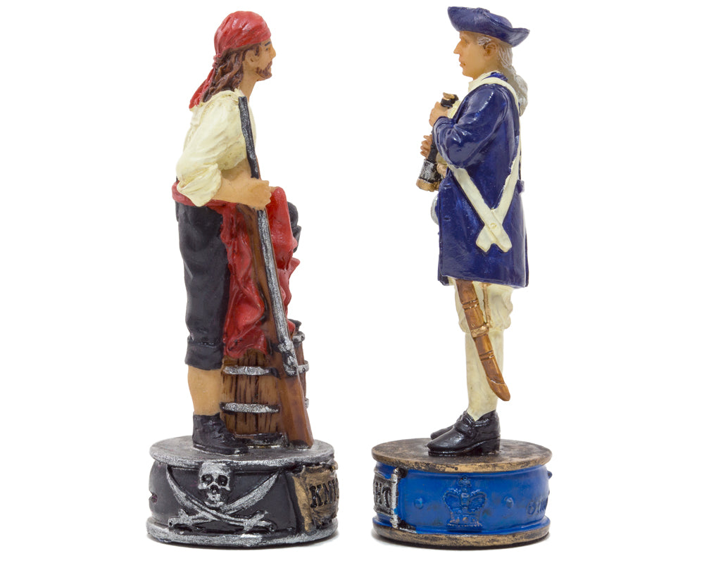 The Pirates Vs Navy Pièces d'échecs à thème peintes à la main par Italfama