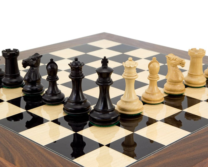 Elegant Palisander Chess Set featuring handcrafted ebony Staunton pieces and high-gloss, balanced Palisander board.