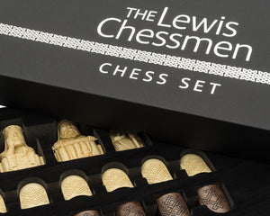 Grand jeu d'échecs Montgoy Palisander de l'île de Lewis