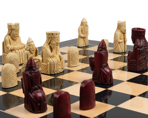 Jeu d'échecs noir et rouge de l'île de Lewis