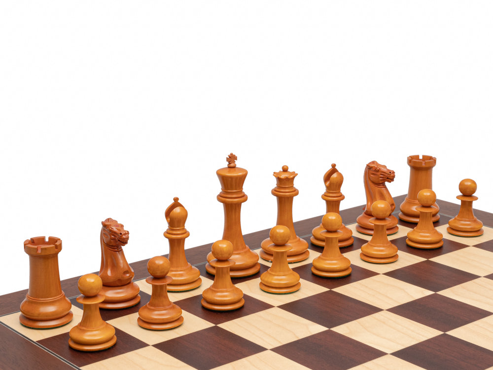 Le jeu d'échecs de luxe Ebony et Montgoy édition JJ Cooke
